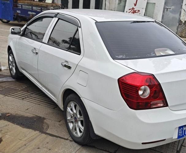 2015款吉利金刚(2015款吉利金刚质量口碑)