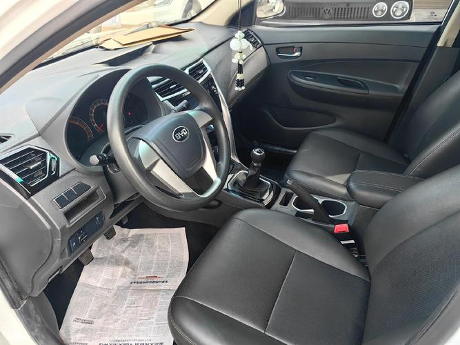 比亚迪f3换中控屏多少钱 比亚迪f3中控换大屏幕