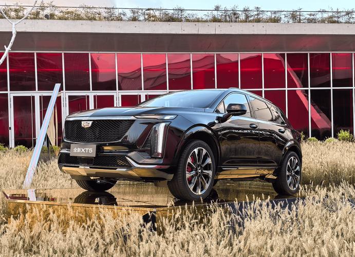 凯迪拉克100万左右的越野车／100万的凯迪拉克越野视频