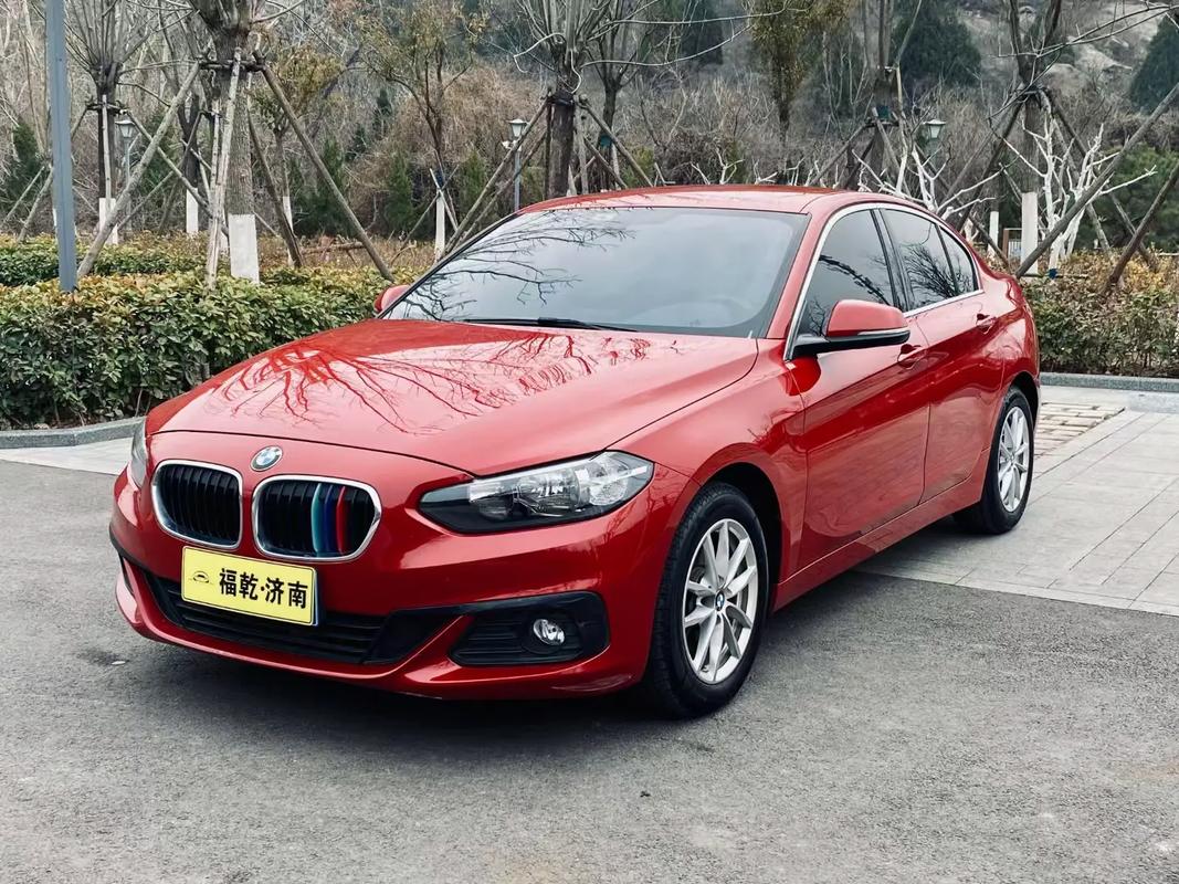 宝马118i两厢图片报价,宝马118两厢车多少钱