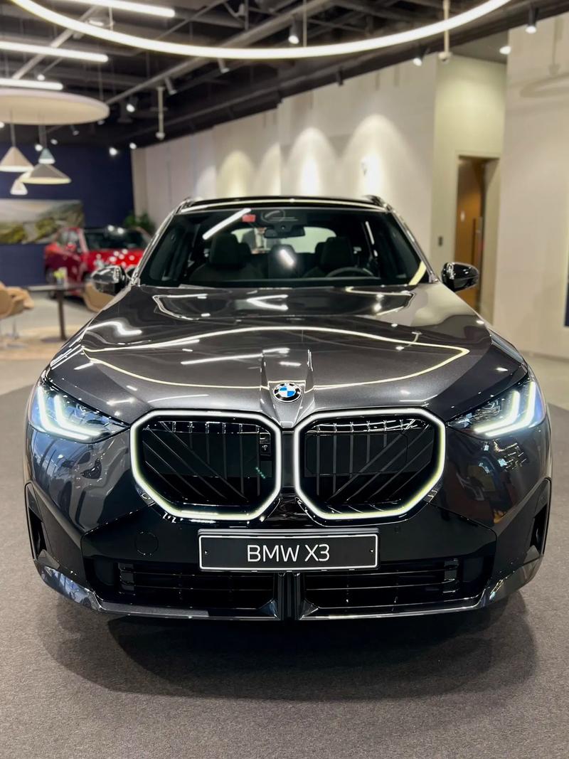 【宝马叉一的价格和图片,宝马叉一的价格现在是看一下】