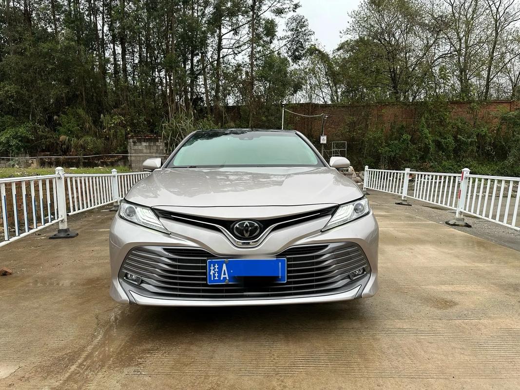 【18年丰田凯美瑞多少钱,18年丰田凯美瑞25报价】