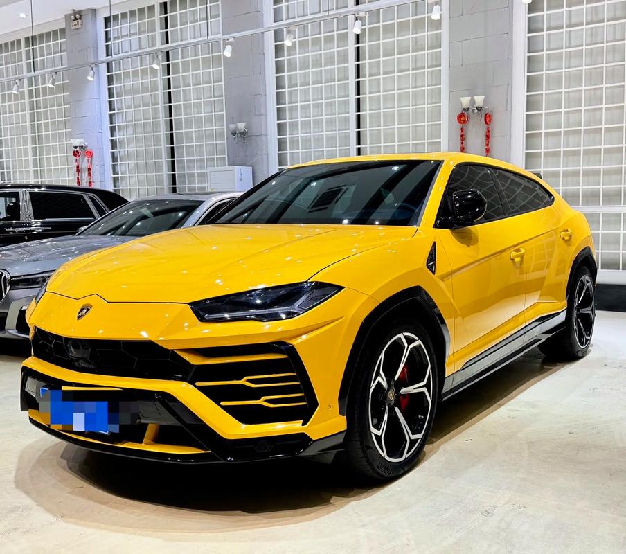 兰博基尼价格多少钱一辆(兰博基尼多少钱一辆2021)