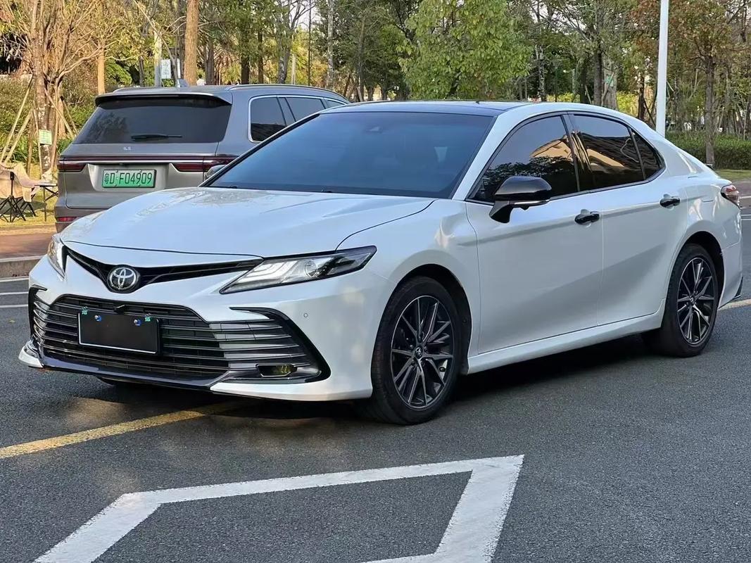 2022款凯美瑞豪华版配置／凯美瑞2021款豪华