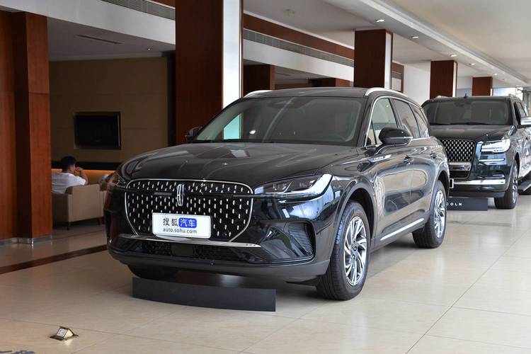 【林肯汽车报价及图片越野,林肯汽车最新报价】