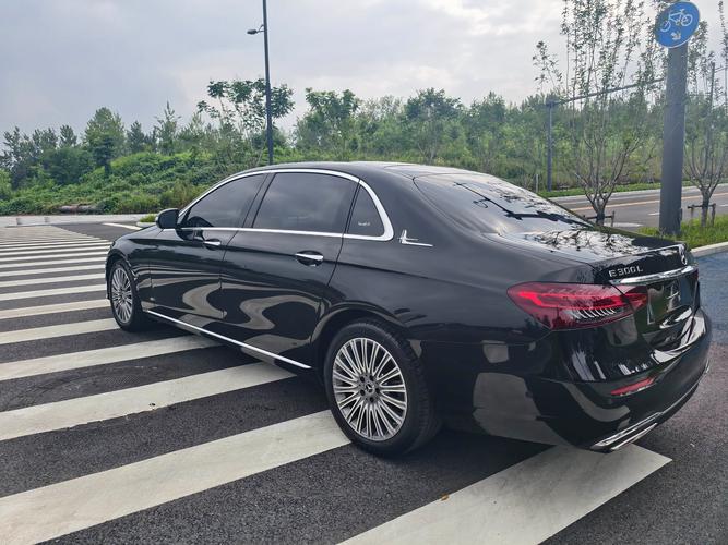 奔驰全新e级2021/2021款奔驰e级轿车